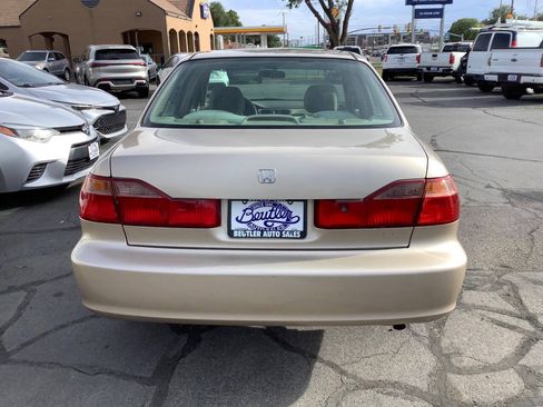 Used 2000 Honda Accord SE image 9