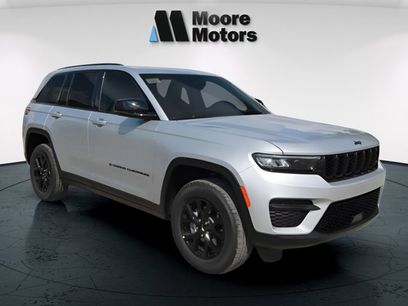 New 2025 Jeep Grand Cherokee Altitude