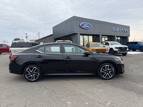 Used 2025 Nissan Sentra SR image 23