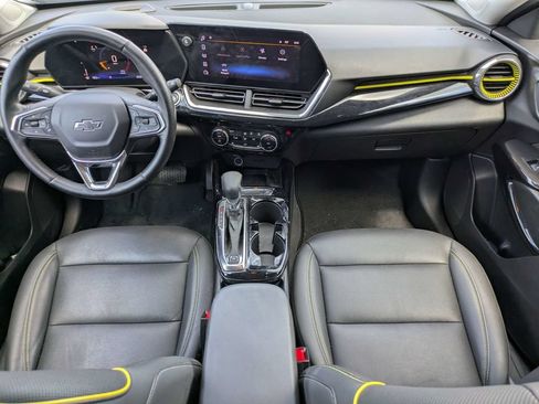 Used 2025 Chevrolet Trax ACTIV w/ Sunroof Package FWD image 15
