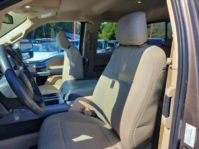 Used 2015 Ford F150 XLT w/ Equipment Group 302A Luxury AWD/4WD image 17