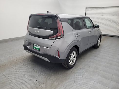 Used 2025 Kia Soul S FWD image 9