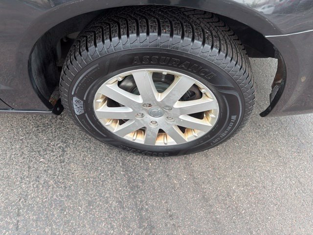 Used 2015 Chrysler Town & Country Touring FWD image 12