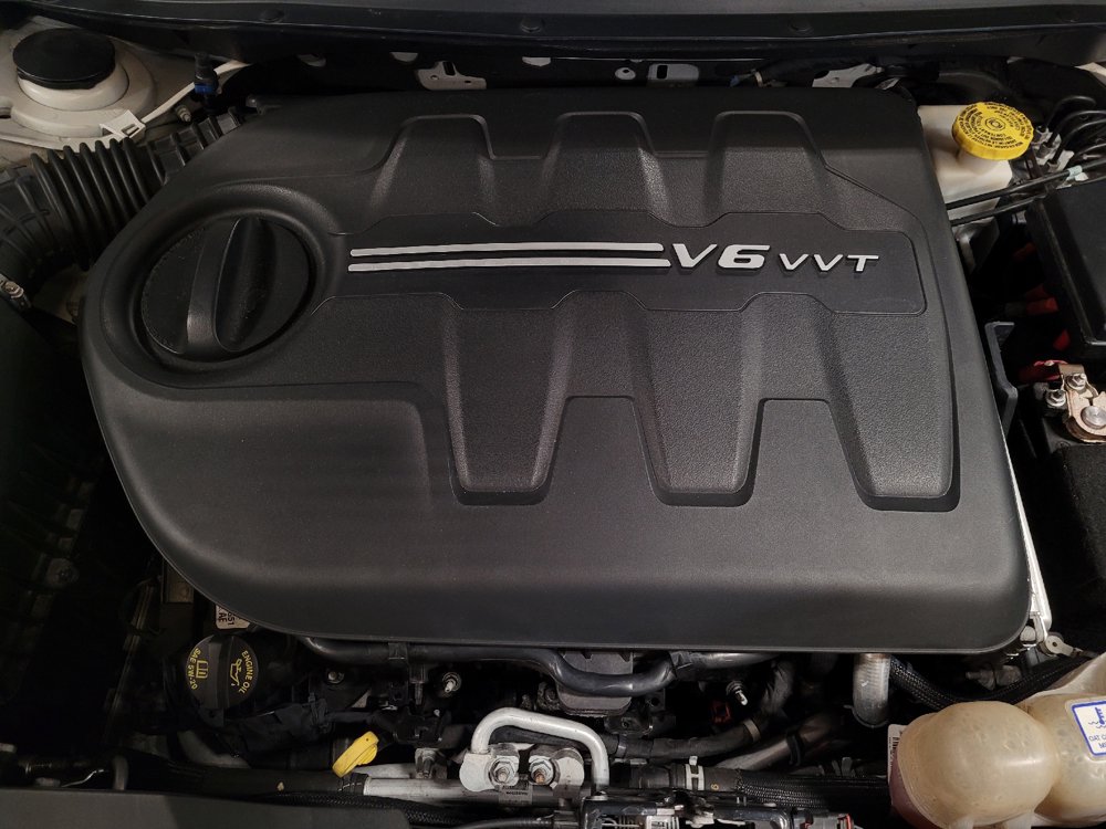 Used 2019 Jeep Cherokee High Altitude FWD image 30