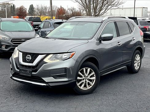 Used 2018 Nissan Rogue SV image 7