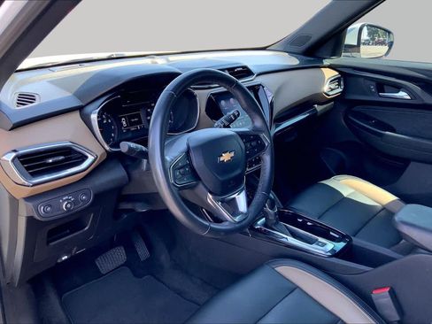 Used 2021 Chevrolet TrailBlazer ACTIV w/ Convenience Package FWD image 18