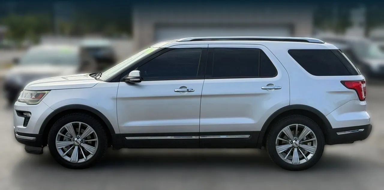 Used 2018 Ford Explorer Limited FWD image 4