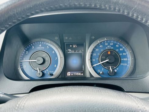 Used 2016 Toyota Sienna XLE Premium image 18