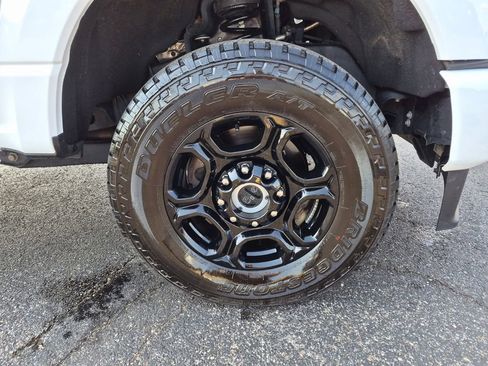 Used 2024 Ford F250 XL w/ STX Appearance Package image 31