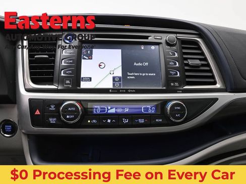 Used 2017 Toyota Highlander Limited Platinum AWD/4WD image 12