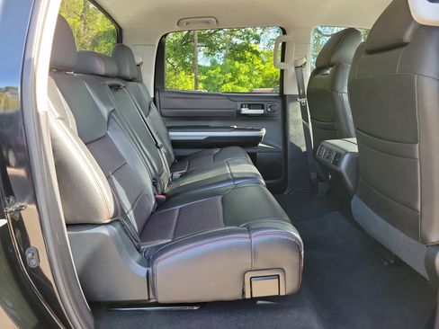 Used 2018 Toyota Tundra SR5 w/ SR5 Upgrade Package image 12