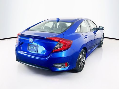 Used 2017 Honda Civic EX-T image 9
