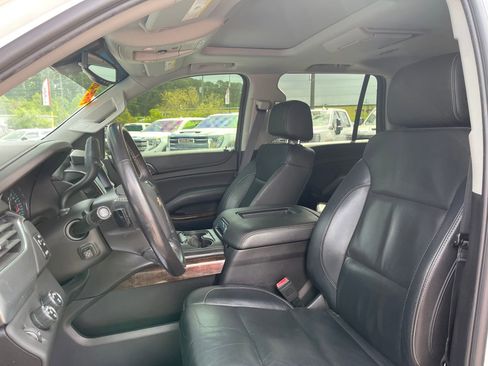 Used 2018 Chevrolet Tahoe LT image 13