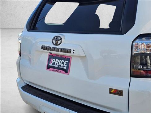 Used 2023 Toyota 4Runner 40th Anniversary SE image 12