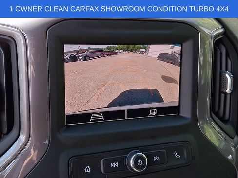 Used 2023 Chevrolet Silverado 1500 Custom AWD/4WD image 17