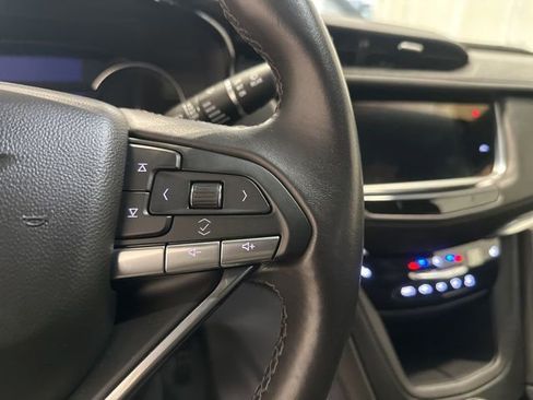 Used 2023 Cadillac XT6 Luxury image 19