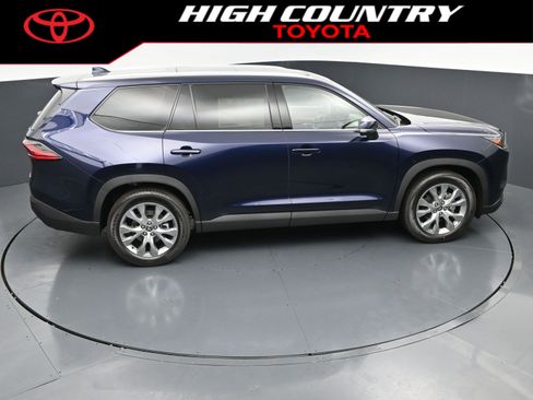 New 2026 Toyota Grand Highlander Limited FWD image 32