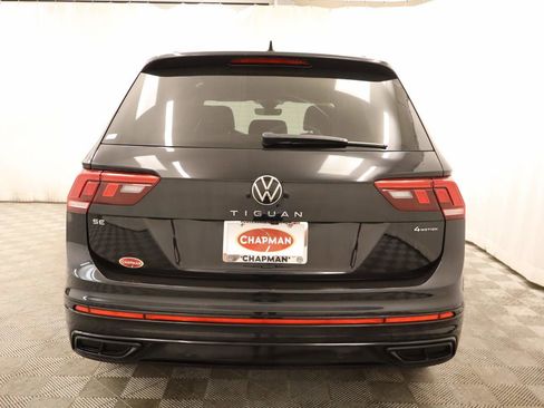 Used 2022 Volkswagen Tiguan SE R-Line image 5