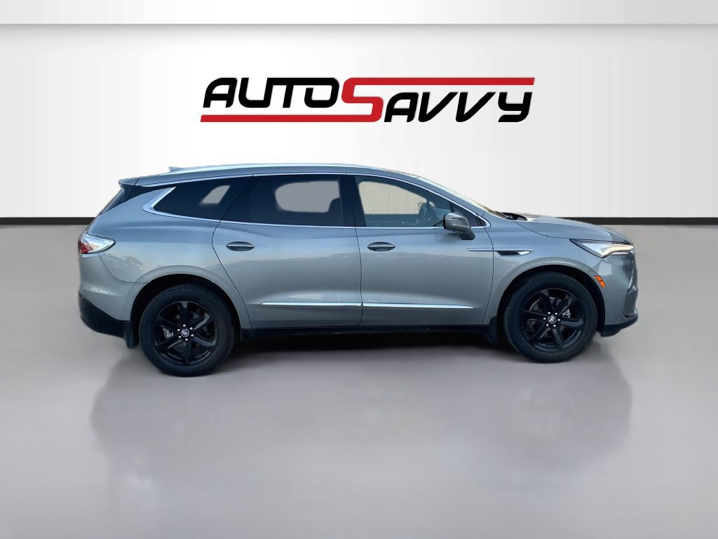 Used 2024 Buick Enclave Essence w/ Experience Buick Package AWD/4WD image 8