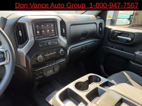 Used 2022 Chevrolet Silverado 2500 Custom w/ Custom Value Package AWD/4WD image 17