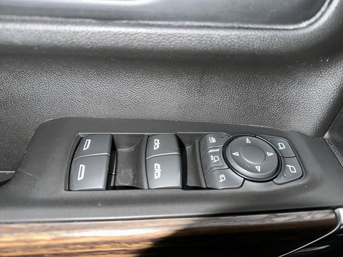 Used 2020 Chevrolet Silverado 2500 High Country image 25