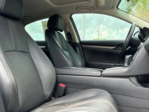 Used 2021 Honda Civic EX-L image 24