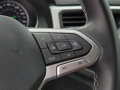 Used 2021 Volkswagen Atlas SE w/ Panoramic Sunroof Package image 31