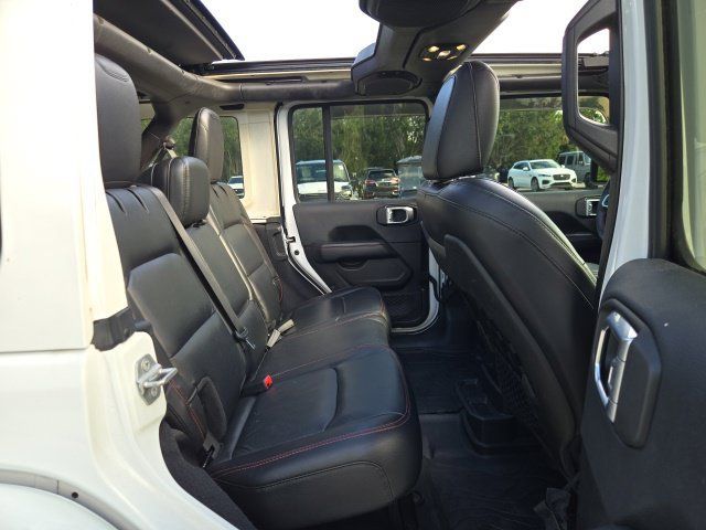 Used 2019 Jeep Wrangler Unlimited Rubicon AWD/4WD image 12