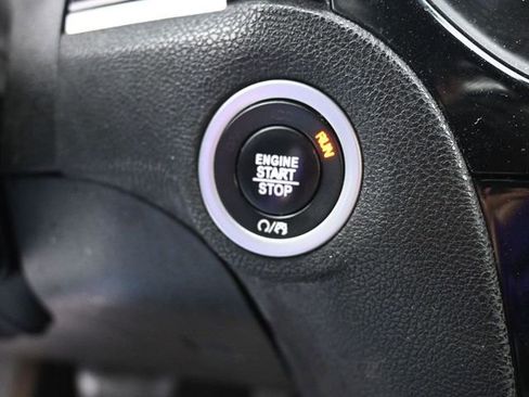 Used 2018 Chrysler 300 S w/ 300S Premium Group image 18