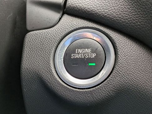 Used 2024 Chevrolet Equinox LT image 25