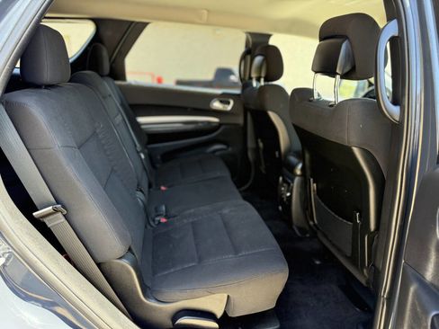 Used 2018 Dodge Durango SXT w/ 3rd Row Seating Group RWD image 16