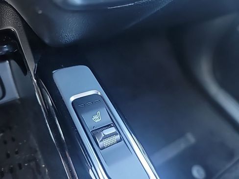 Certified 2023 Kia Sorento SX image 28