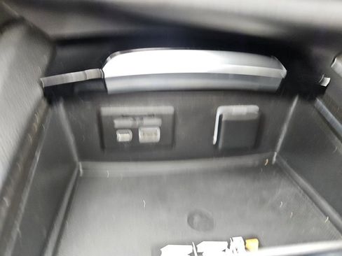 Certified 2021 Buick Envision Avenir image 32