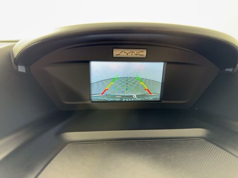 Used 2017 Ford Escape SE w/ SE Cold Weather Package image 24