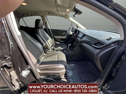 Used 2022 Buick Encore Preferred image 26