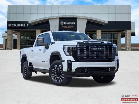Used 2025 GMC Sierra 2500 Denali Ultimate AWD/4WD image 1