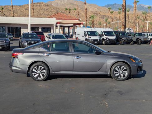 New 2025 Nissan Altima 2.5 S image 5