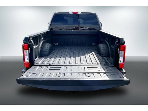 Used 2019 Ford F250 XL w/ STX Appearance Package AWD/4WD image 7