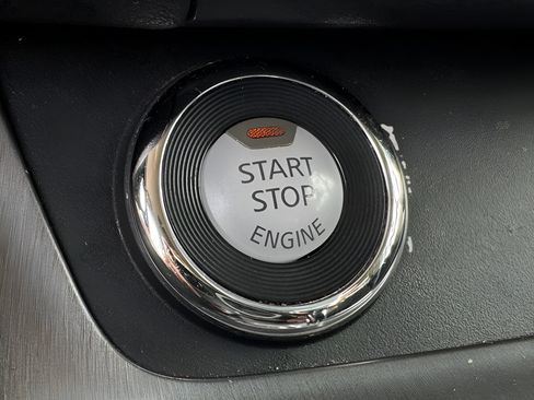 Used 2021 Nissan Murano SV FWD image 30