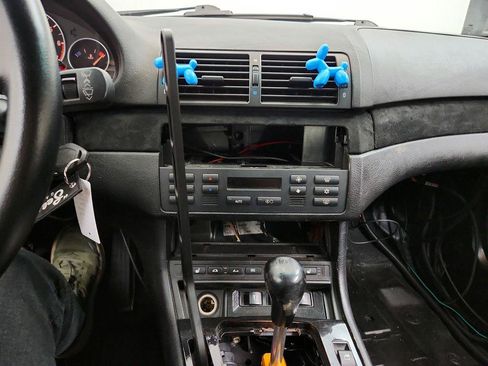 Used 2004 BMW 330Ci Convertible RWD image 25