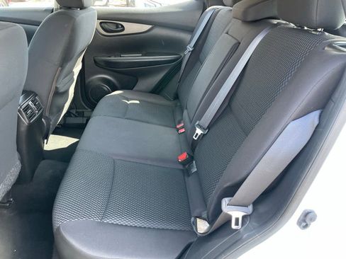 Used 2018 Nissan Rogue Sport S w/ S Appearance Package AWD/4WD image 10