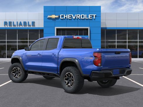 New 2026 Chevrolet Colorado ZR2 w/ Technology Package AWD/4WD image 3
