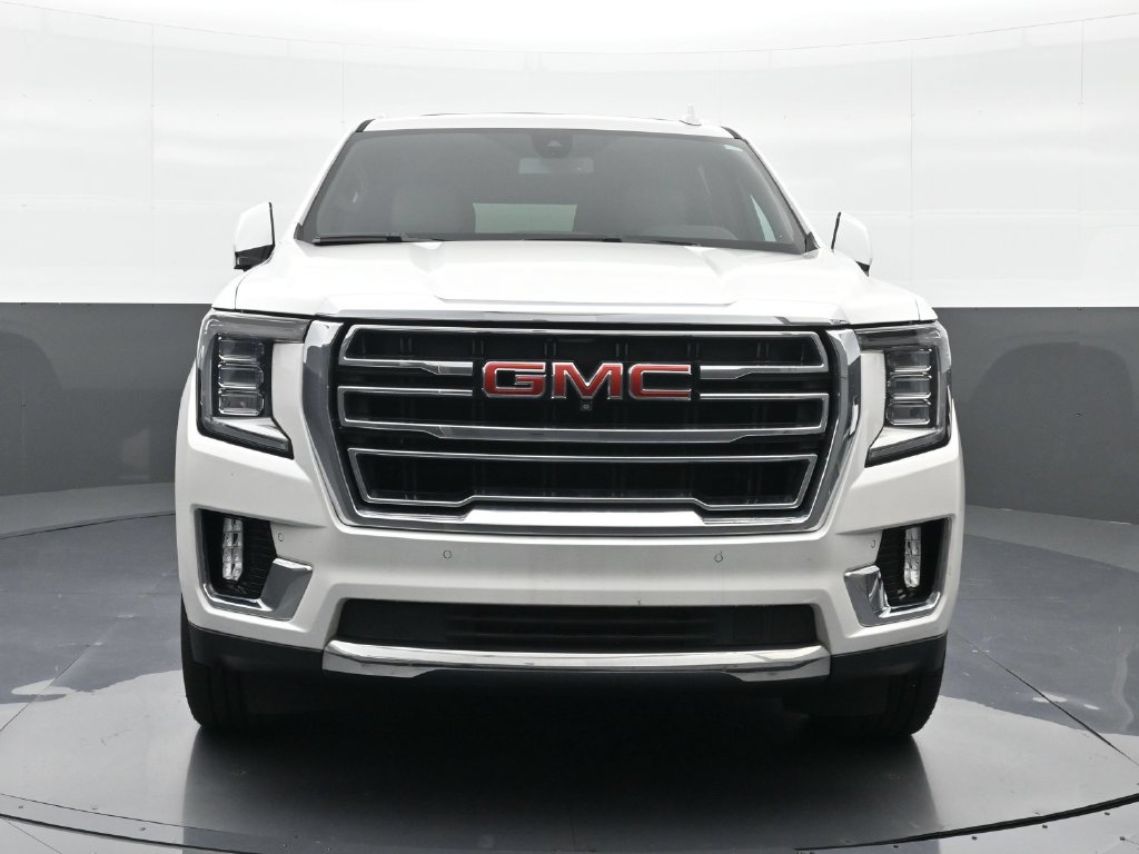 Used 2022 GMC Yukon XL SLT w/ SLT Premium Package RWD image 6