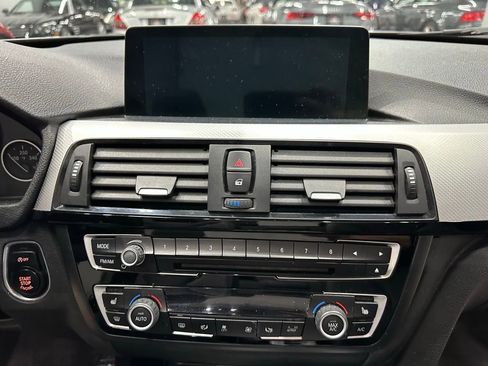 Used 2016 BMW 428i xDrive Convertible image 34