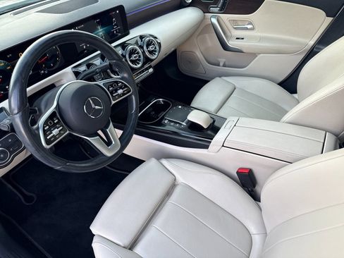 Used 2021 Mercedes-Benz A 220 image 9