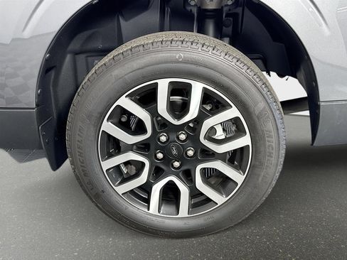 Used 2023 Ford Maverick Lariat w/ Lariat Luxury Package image 32