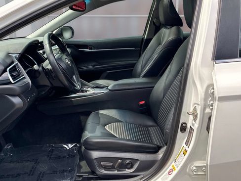 Used 2018 Toyota Camry SE w/ Audio Package FWD image 20