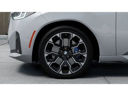New 2026 BMW X3 xDrive30i w/ Premium Package AWD/4WD image 7