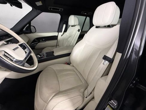 Used 2023 Land Rover Range Rover SE AWD/4WD image 6