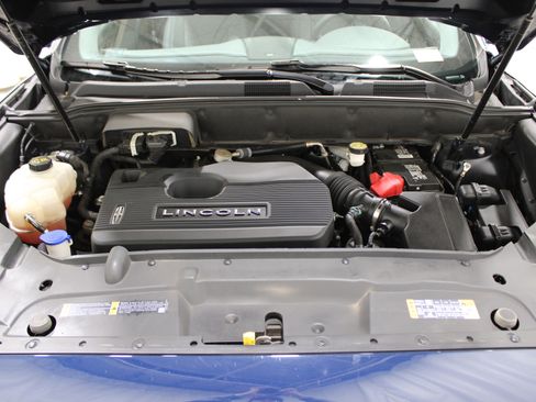 Used 2019 Lincoln Nautilus Reserve w/ Driver Assistance Package image 42